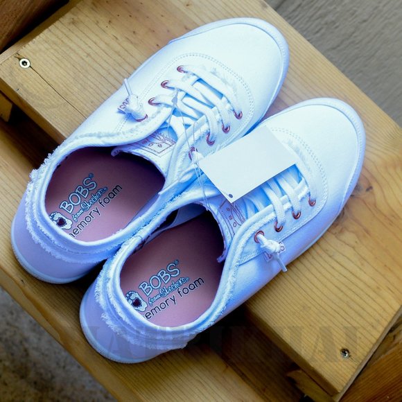 white Skechers Women's BOBS B Cute Sneaker - Picture 6 of 7